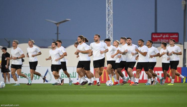 أستراليا والدنمارك.. موقعة خطف التأهل