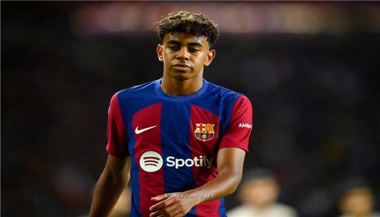 برشلونة يخشى على يامال من مصير بيدري وفاتي

