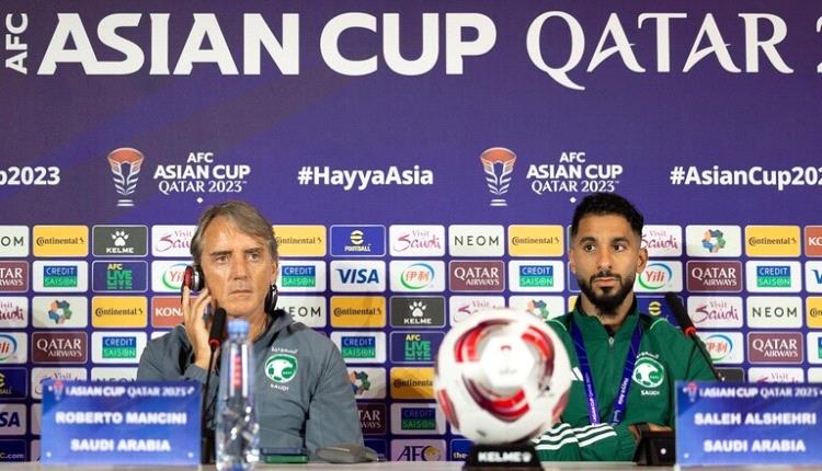 مدرب السعودية يفجر مفاجأة: ثلاثة لاعبين رفضوا اللعب لصالح المنتخب
