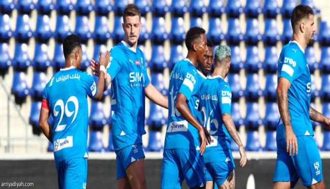 الهلال يهزم العربي القطري بثنائية

