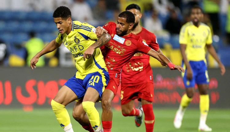 الشباب يعلن تعاقده مع لاعب أهلي جدة