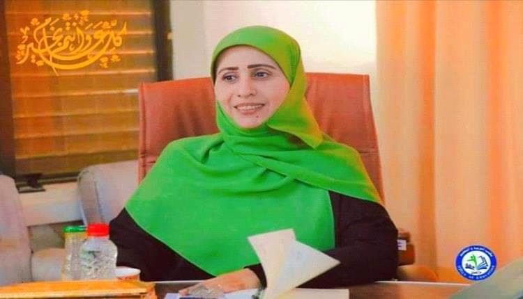 ٠نوال جواد .. رفع الإضراب وعودة التعليم الحكومي .. انتصار للقيم فهنيئا لعدن