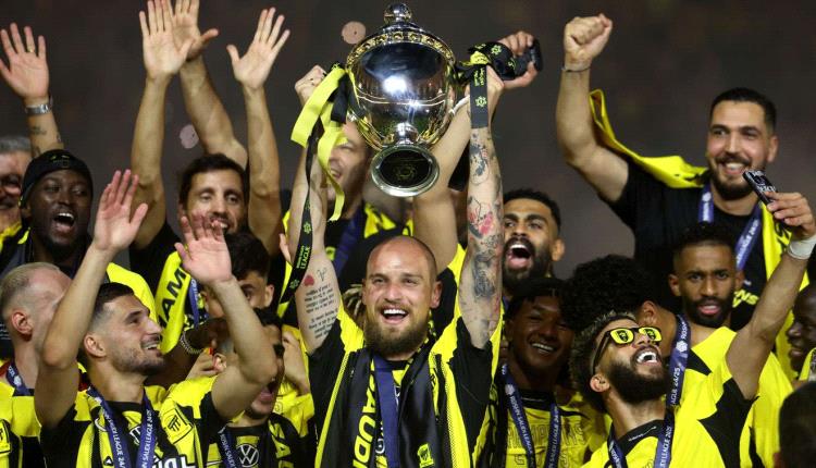 بعد غياب طويل.. هل يظهر رايكوفيتش مع الاتحاد في الجولة الأولى؟
