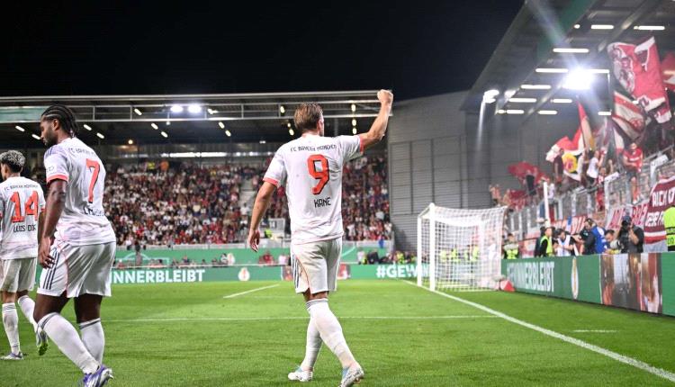 بايرن ميونخ ينجو من انتفاضة فيهين ويتأهل بصعوبة في كأس ألمانيا
