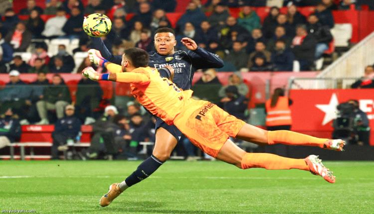 جيرونا يعطل الريال.. ويهدي برشلونة الصدارة..