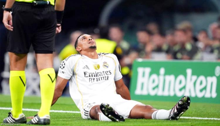 الإصابة تغيّب أرنولد شهرين