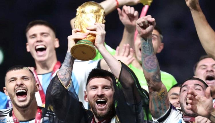 ميسي يؤجل قرار المونديال
