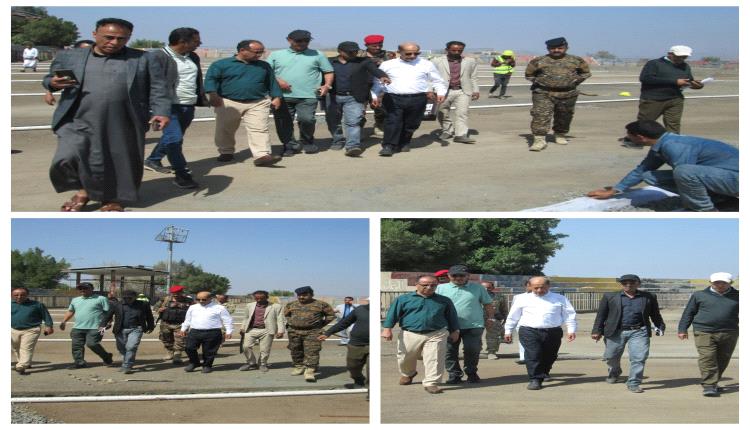 الحروي يطلع على سير أعمال إعادة تأهيل ملعب كرة القدم لنادي الصقر 