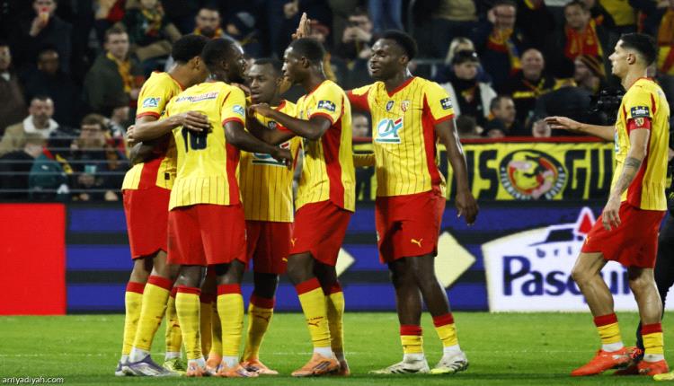 أسهم في فوز فريقه لانس .. سعود عبدالحميد يسجل  للمرة ألاولى 