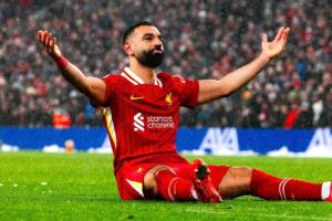 
"مفاجأة".. أول ناد أوروبي يستعد لضم محمد صلاح