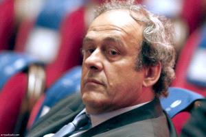 بلاتيني يشكو أعضاء «فيفا»