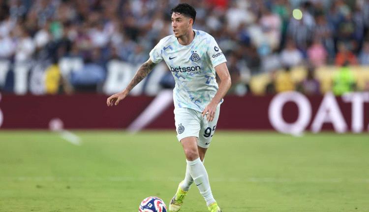 كشف حقيقة انتقال باستوني للهلال السعودي
