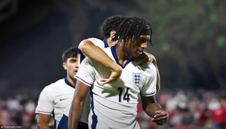 بعد ضمان التأهل.. مصر تخسر موقعة الإنجليز بثلاثية