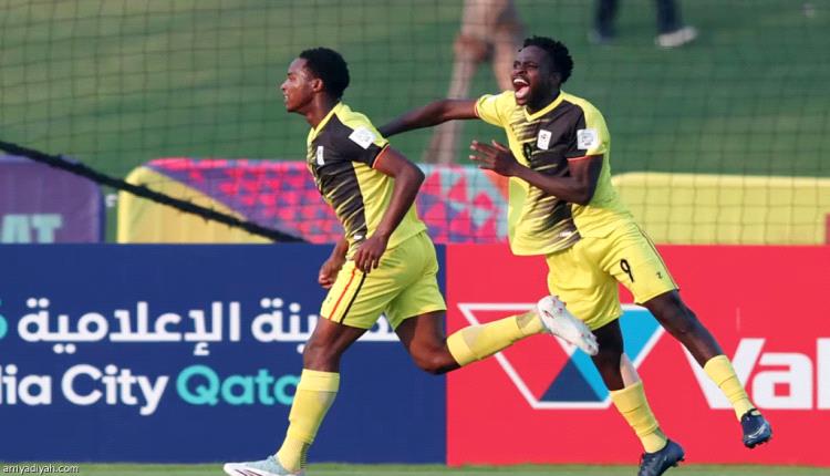 أوغندا  تصنع المفاجأة وتُقصي السنغال .. وإنجلترا وإيطاليا تتأهلان