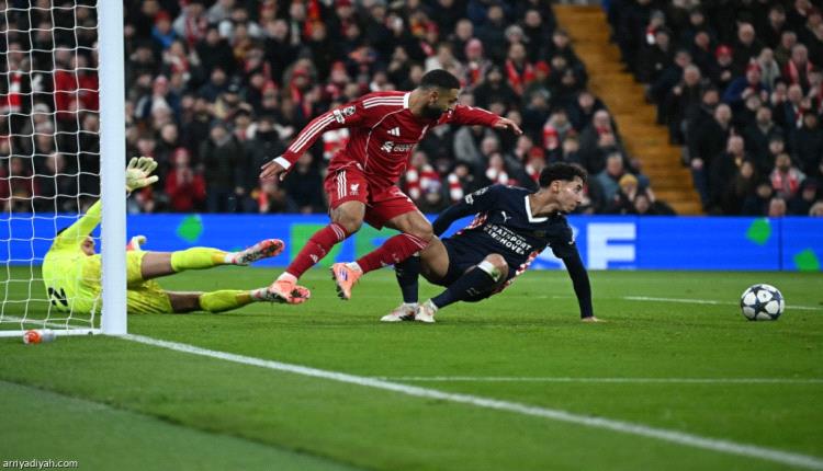 أيندهوفن يسحق ليفربول في «أنفيلد»