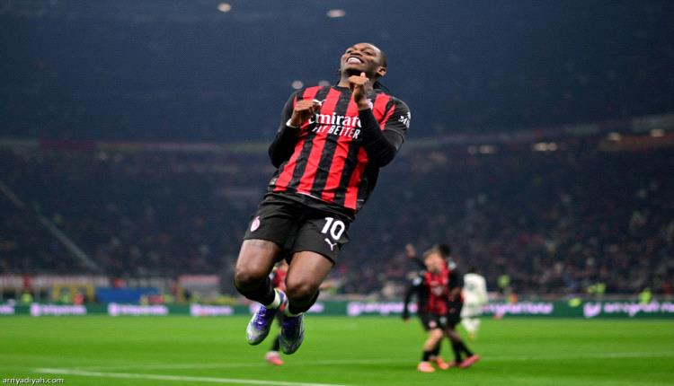 ميلان يكسب لاتسيو ويتصدر مؤقتاً..