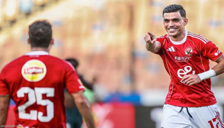 الأهلي يتصدر بثنائية الاتحاد السكندري