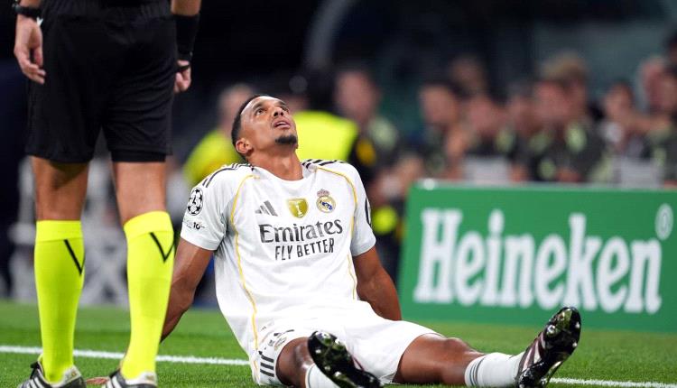 ريال مدريد يخسر أرنولد لفترة طويلة
