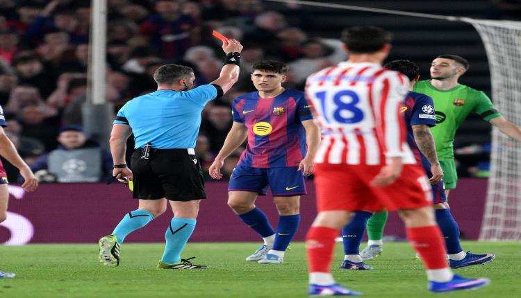 الفيفا يمنح "جائزة" لحكم مباراة برشلونة وأتلتيكو مدريد
