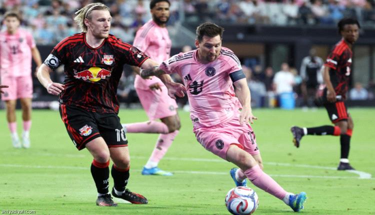 على خطى رونالدو.. ميسي يستحوذ على كورنيا