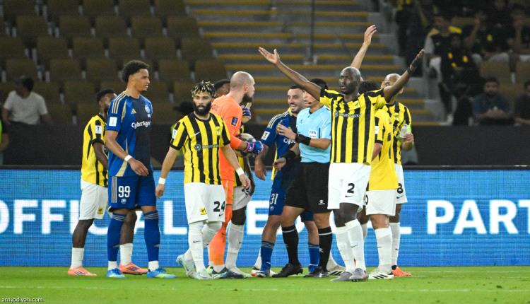 هل ظُلم الاتحاد؟.. خبير تحكيمي يحسم قرار إلغاء الهدف في ليلة وداع آسيا