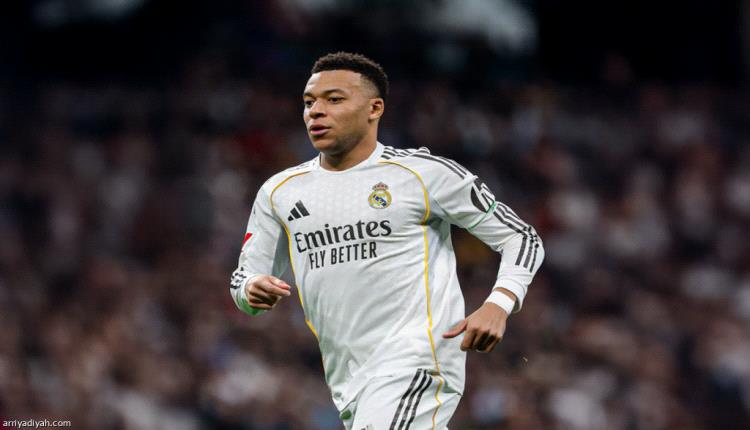 الإصابة تهدد مبابي قبل الكلاسيكو