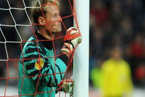 حادث مأساوي.. قطار يُنهي حياة نجم آرسنال ويوفنتوس السابق