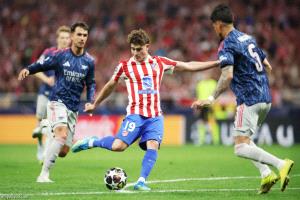 بجزائيتين.. التعادل يخيّم على أتلتيكو وأرسنال