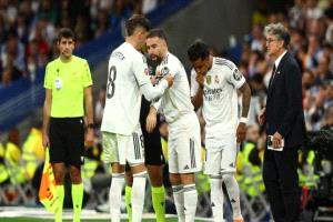 نجم ريال مدريد يقترب من دوري عربي