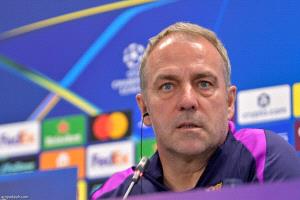 
فليك يدافع عن يامال قبل أتلتيكو مدريد