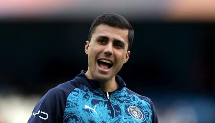 من صفقة شبه مجانية إلى 210 ملايين يورو.. رودري يتحول لكابوس مالي في برشلونة

