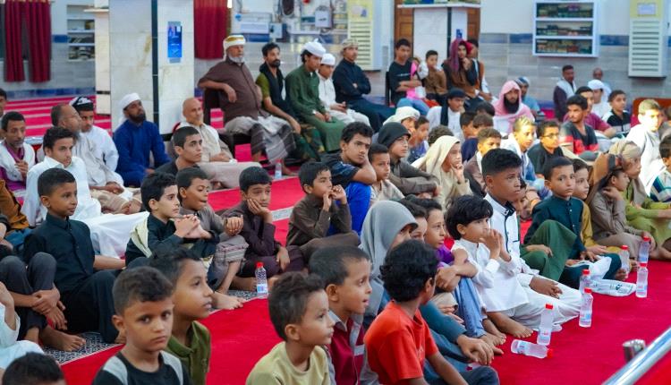 برعاية محافظ عدن.. تدشين أول مركز صيفي لتحفيظ القرآن بمسجد الهاشمي بالشيخ عثمان