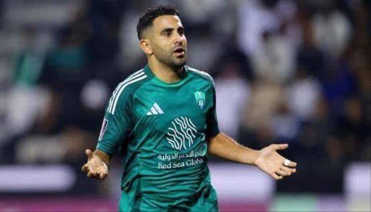 أولهم رياض محرز.. 4 نجوم يبحثون عن ناد في الميركاتو