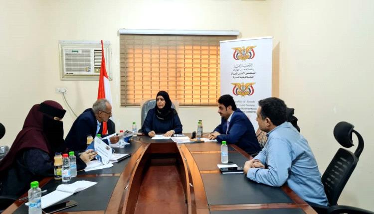 *رئيسة اللجنة الوطنية للمرأة تبحث مع الأمانة العامة لمجلس الوزراء خطط التمكين والأداء المؤسسي*