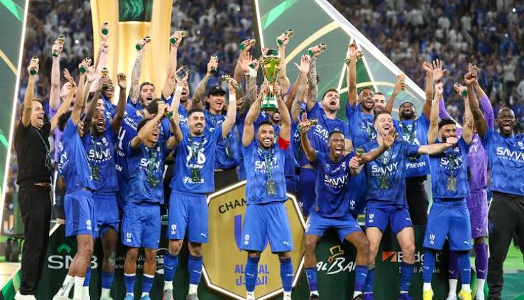 بعد 15 عامًا.. الهلال يكرر رقمًا تاريخيًا ويعادل النصر
