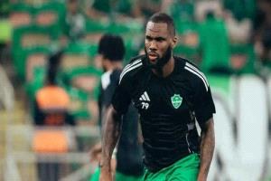 "إدانة للخائن".. تعليق ناري من أحمد الشمراني حول عودة كيسيه للأهلي السعودي