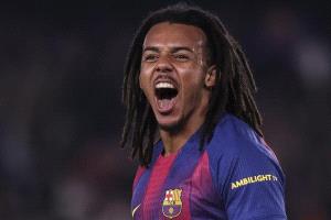برشلونة يتخذ قرارا مهما بشأن مستقبل كوندي