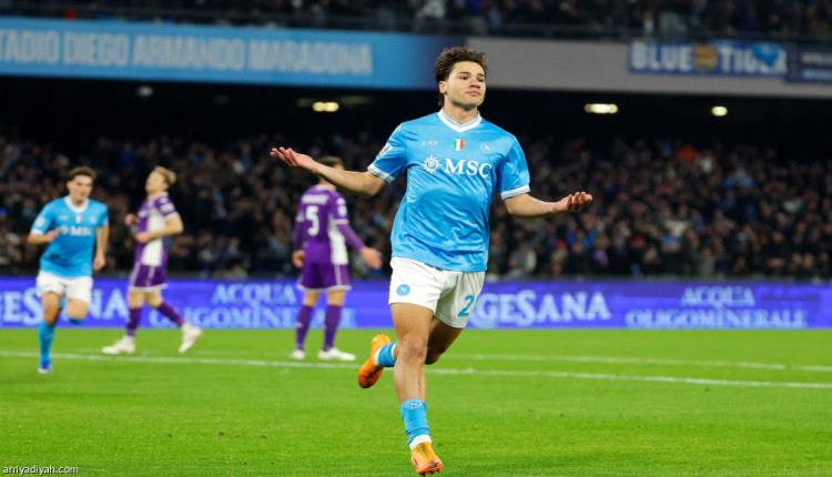نابولي يتجاوز خيبته في دوري الابطال وينتصر على فيورنتينا