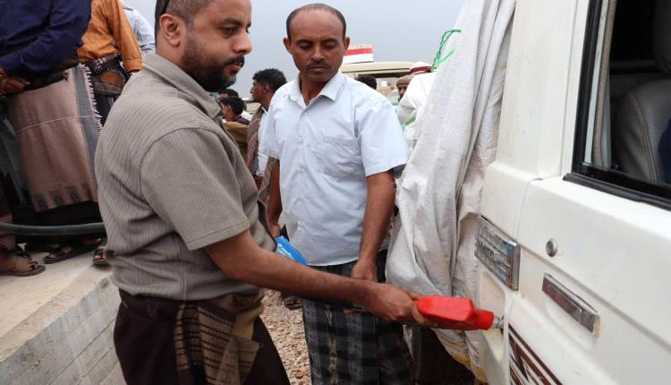 خفف الأعباء المعيشية.. ارتياح في سقطرى جراء تراجع أسعار المشتقات النفطية (تقرير)