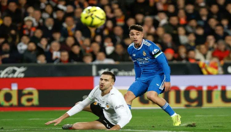 خيمينيز يستعد لدور محتمل في قائمة ريال مدريد
