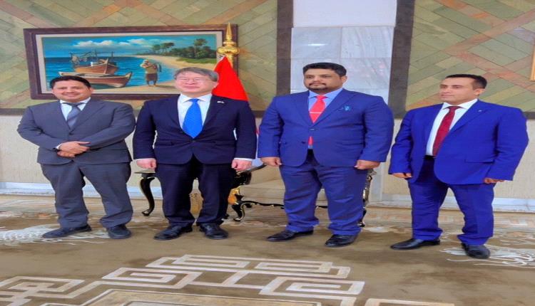 وزير التعليم الفني يبحث مع السفير الكوري تعزيز التعاون لتطوير القطاع في اليمن