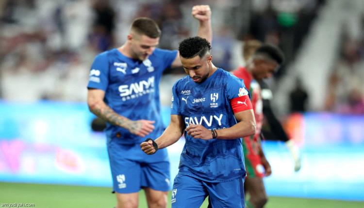 أمام الاتفاق.. الهلال يكمل 10 انتصارات متتالية..