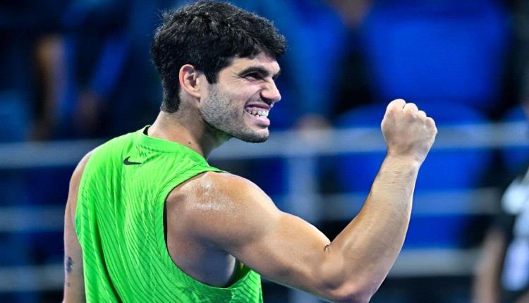 ألكاراز  يواجه 