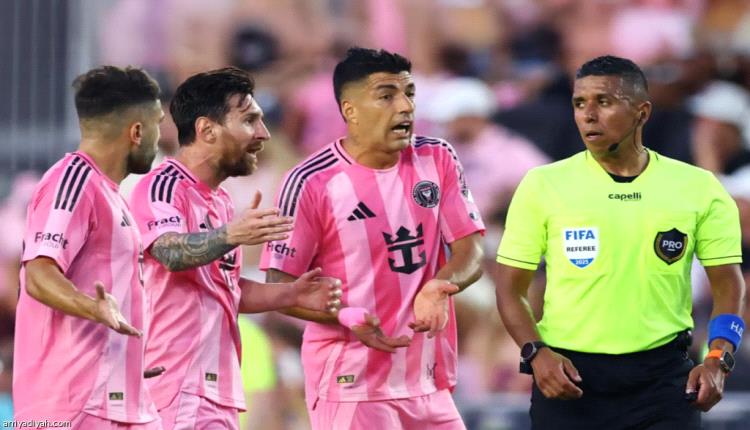 الرابطة : ميسي لم يدخل غرفة الحكام