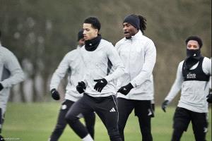 
الهبوط يهدّد بطل «البريميرليج»