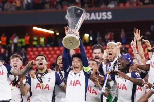 «يويفا»: أندية إنجلترا تحقق أرباحا تفوق بقية أوروبا