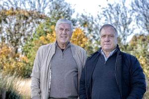 بعدما صنع التاريخ مع أصغر دولة.. استقالة مفاجئة لمدرب قبل مونديال 2026