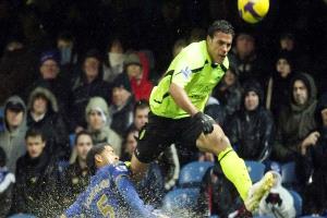 عمرو زكي يكشف سر زواجه مرتين بعمر 18 عاما وحقيقة محاولة الانتحار