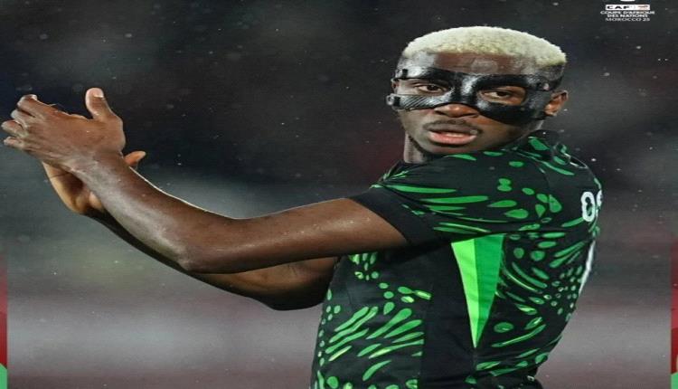 فوضى معتاد.. قنبلة.. أوسيمين يقرر مغادرة معسكر نيجيريا والعودة إلى تركيا