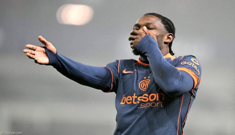 إنتر يعزز الصدارة بثنائية بارما